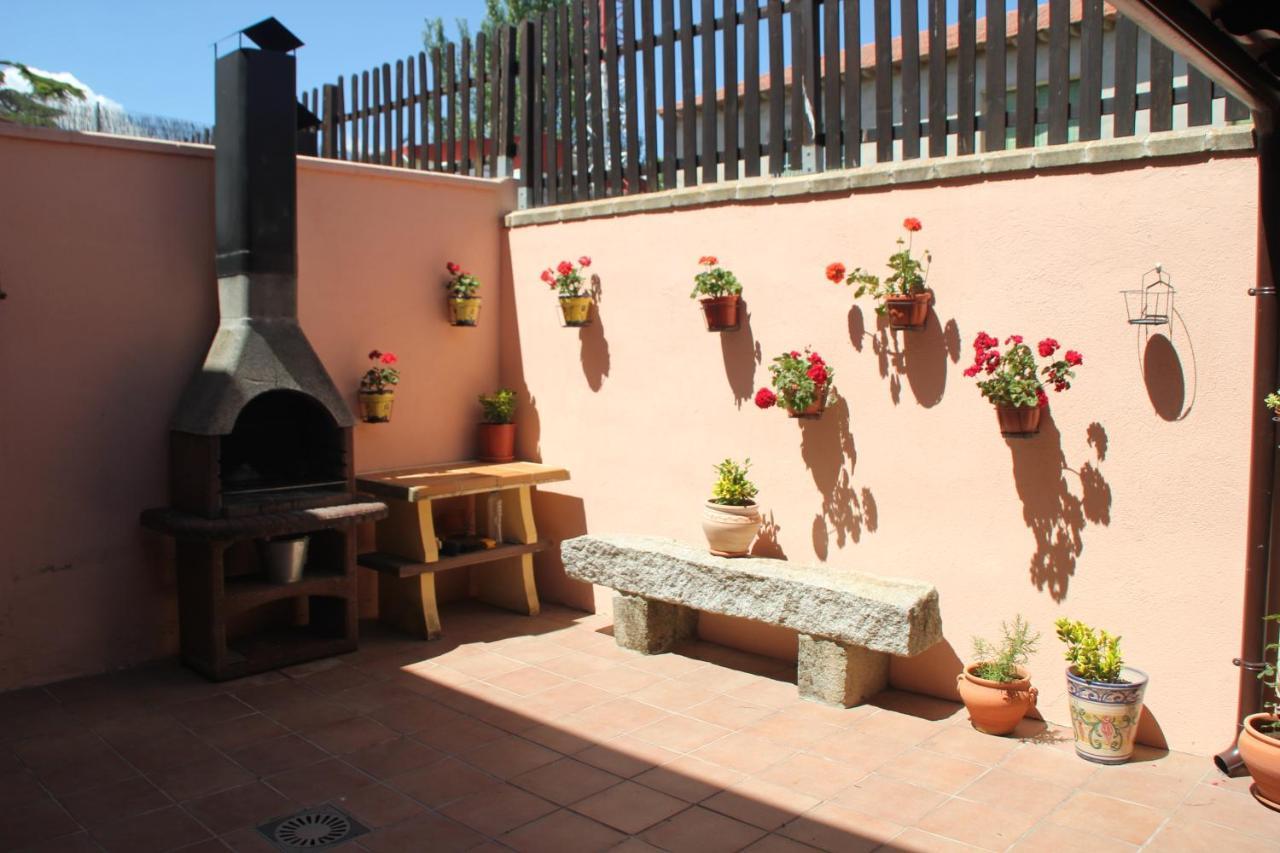 La Casa Madrona Apartment Villacastin Ngoại thất bức ảnh