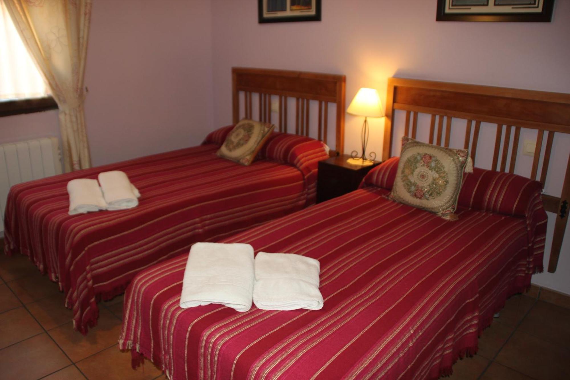 La Casa Madrona Apartment Villacastin Ngoại thất bức ảnh